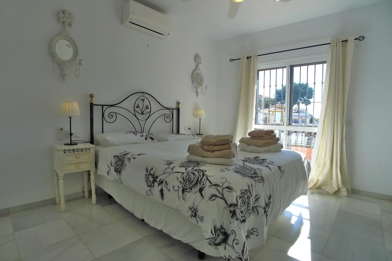 Casa Wahl Villa เนร์คา ภายนอก รูปภาพ