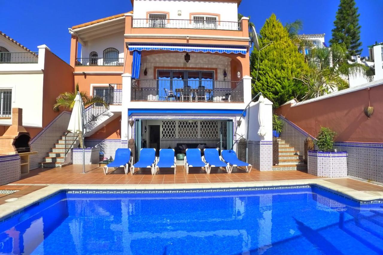Casa Wahl Villa เนร์คา ภายนอก รูปภาพ
